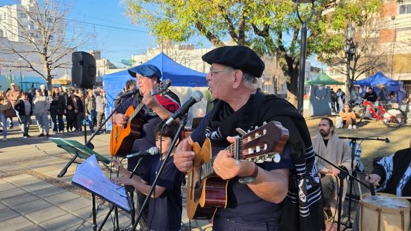 Rojas, Feria en la Plaza San Martín